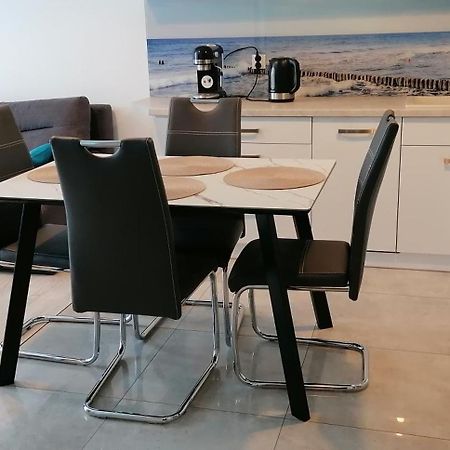 Apartamenty Mariela-Kolobrzeg Z Garazem Extérieur photo