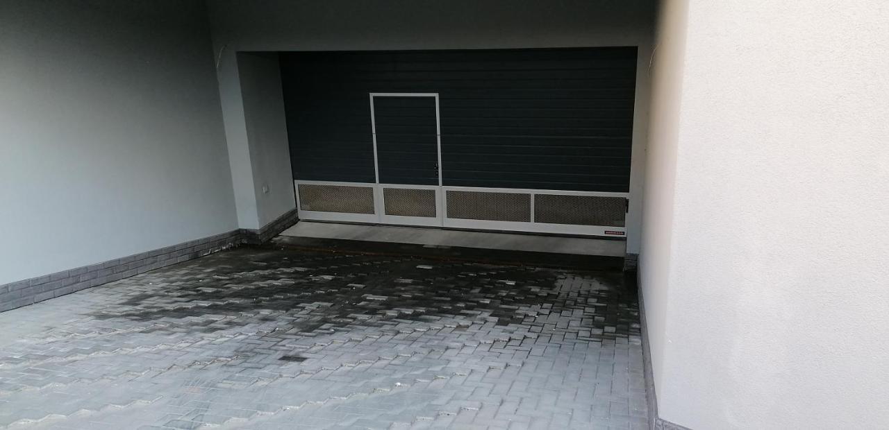 Apartamenty Mariela-Kolobrzeg Z Garazem Extérieur photo