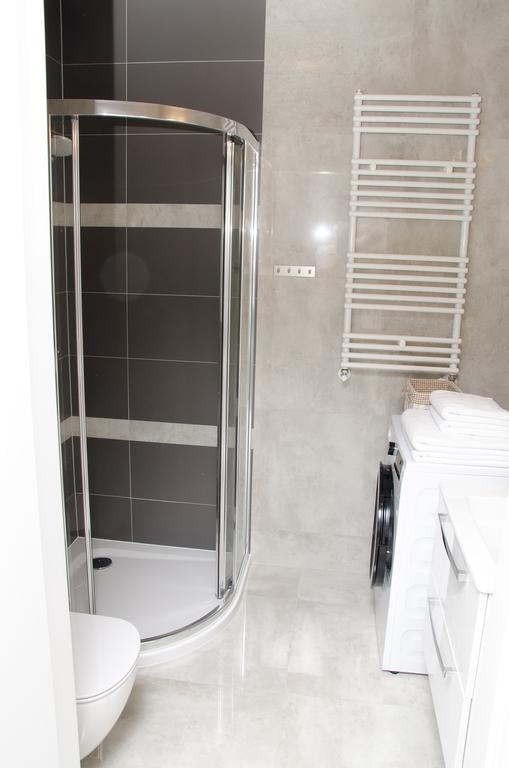 Apartamenty Mariela-Kolobrzeg Z Garazem Extérieur photo