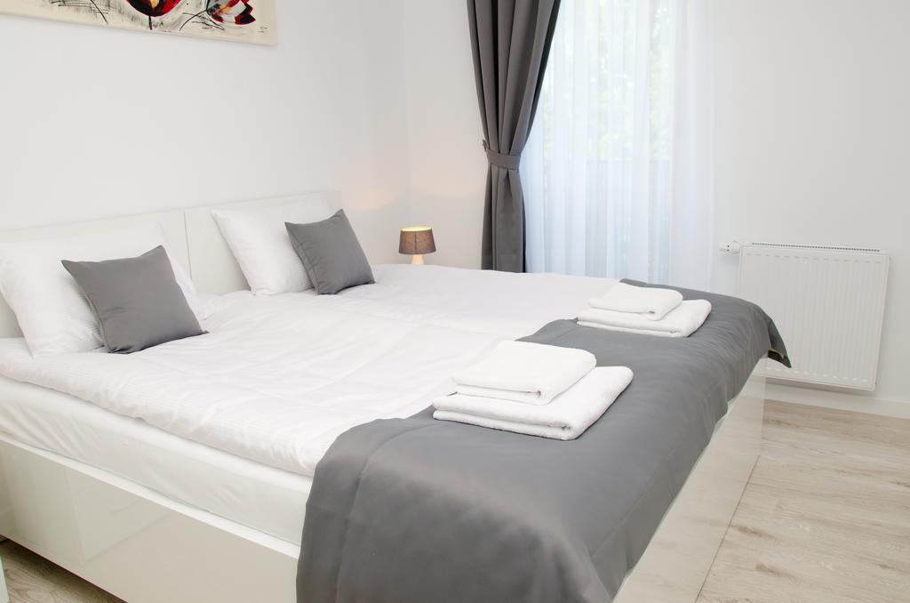 Apartamenty Mariela-Kolobrzeg Z Garazem Extérieur photo