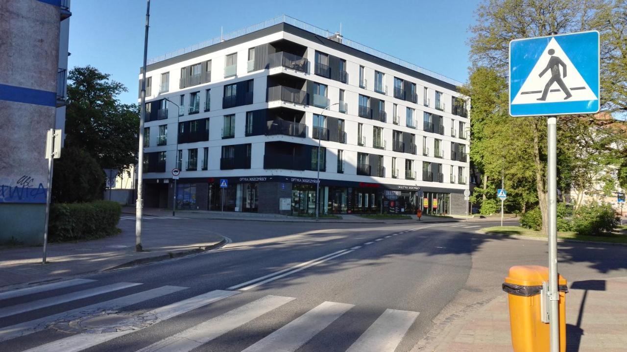 Apartamenty Mariela-Kolobrzeg Z Garazem Extérieur photo